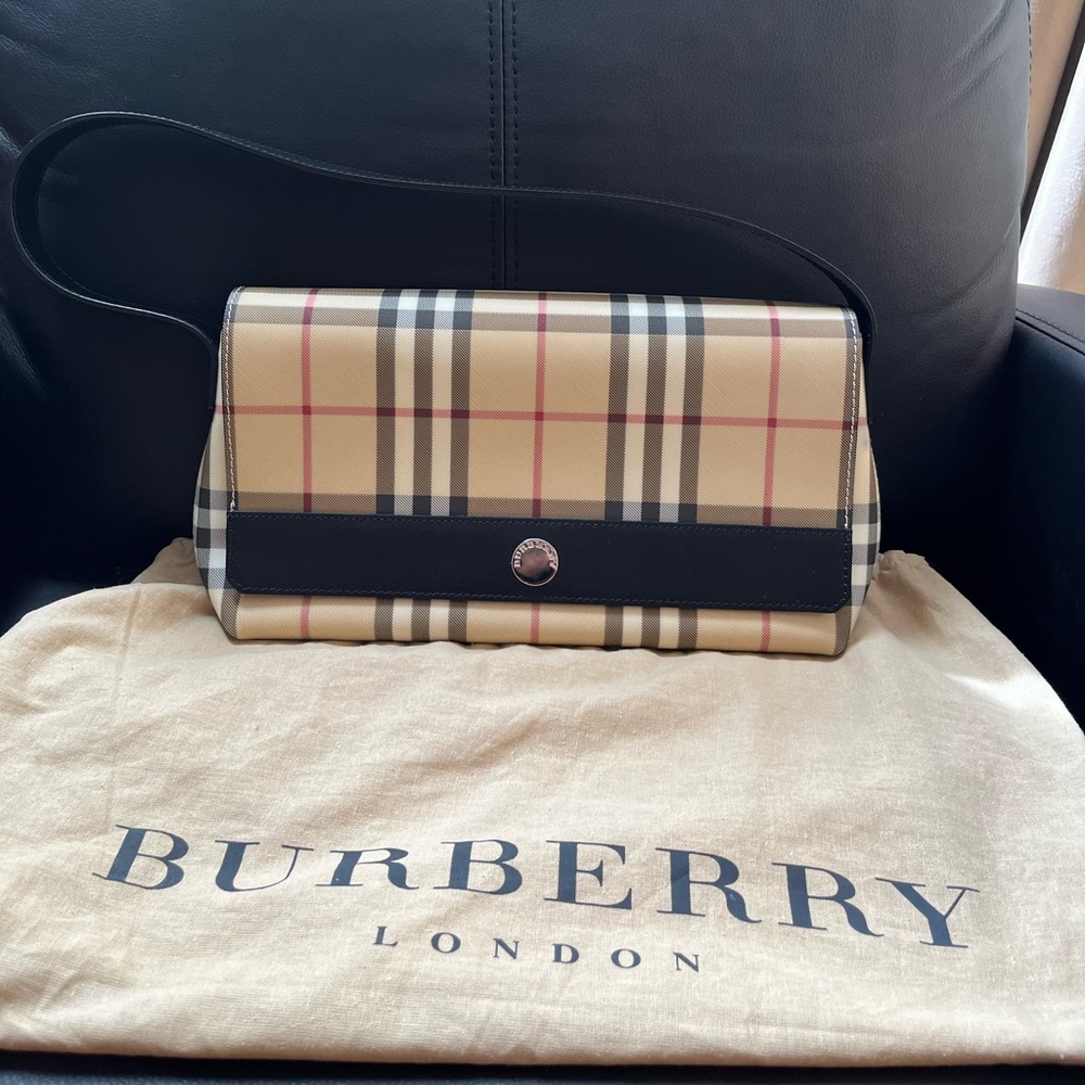 Burberry Nova Check Coated Canvas and Leather Flap Vintage Bag